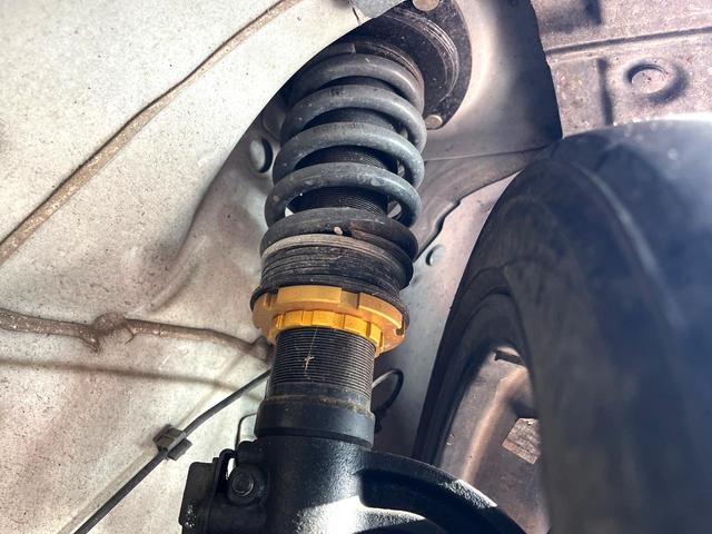 Ｓ６６０ β　６ＭＴ　ターボ　無限エアロ（Ｆ／Ｓ／Ｒ）　無限製カーボンリアウィング　無限製ＡＷ　柿本製マフラー　禁煙車　バックカメラ　ＬＥＤヘッド　スマートキー　ファブリックシート　ＥＴＣ　オートエアコン（19枚目）