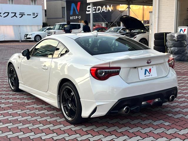 ８６ ＧＴ　後期　６ＭＴ　モデリスタエアロ（Ｆ／Ｓ／Ｒ／リアスポ）　禁煙車　クルコン　バックカメラ　ＬＥＤヘッド　革巻きステアリング　オートエアコン　１８インチＡＷ　アルミペダル　スマートキー　ＥＴＣ（24枚目）