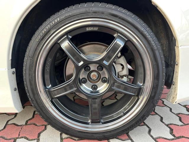 ８６ ＧＴ　後期　６ＭＴ　モデリスタエアロ（Ｆ／Ｓ／Ｒ／リアスポ）　禁煙車　クルコン　バックカメラ　ＬＥＤヘッド　革巻きステアリング　オートエアコン　１８インチＡＷ　アルミペダル　スマートキー　ＥＴＣ（30枚目）