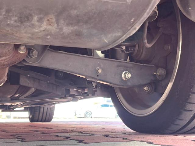 ＳＣ ＳＣ４３０　純正１８インチアルミ　赤革シート　マークレビンソンサウンド付純正ＨＤＤナビ　バックカメラ　ＨＩＤヘッドライト　シートヒーター　クルーズコントロール　Ｖ８　４．３リッター　ＥＴＣ　禁煙車（21枚目）