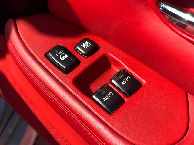 ＳＣ ＳＣ４３０　純正１８インチアルミ　赤革シート　マークレビンソンサウンド付純正ＨＤＤナビ　バックカメラ　ＨＩＤヘッドライト　シートヒーター　クルーズコントロール　Ｖ８　４．３リッター　ＥＴＣ　禁煙車（50枚目）