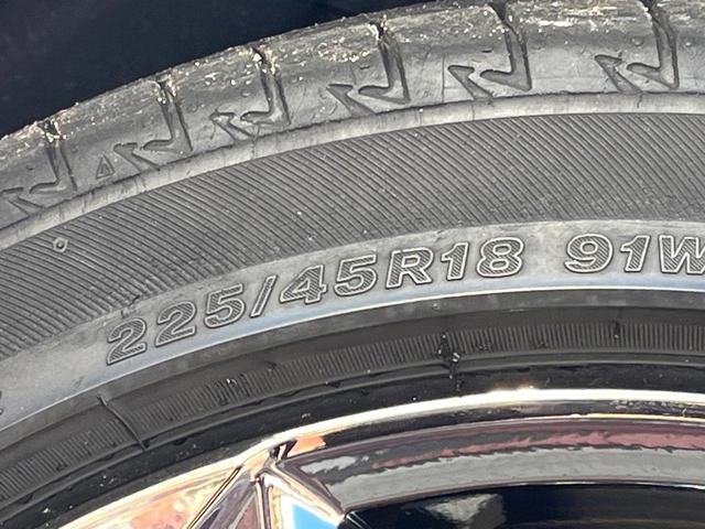 クラウンハイブリッド ＲＳアドバンス　ＴＲＤエアロ（Ｆ／Ｒ）　パノラミックビュー　駐車支援　禁煙車　ＢＳＭ　ＲＣＴＡ　カラーＨＵＤ　ハーフレザー　シートヒーター　シートメモリ　３眼ＬＥＤヘッド　純正１８インチＡＷ　メーカーナビ　ＥＴＣ（24枚目）