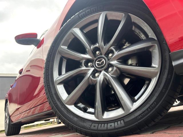 MAZDA3ファストバック 20Sプロアクティブ ツーリングセレクション 純正エアロ オートエグゼリアスポイラー 360°セーフティパッケージ マツダコネクトナビ パワーシート シートヒーター ハンドルヒーター スマートブレーキサポート クルージングトラフィックサポート(13枚目)