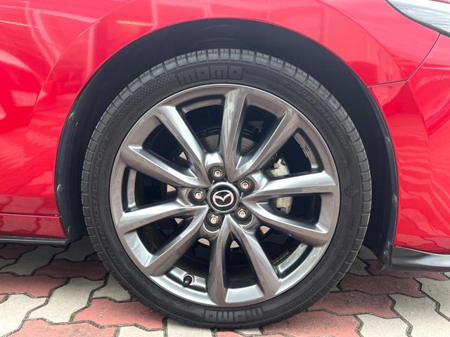 MAZDA3ファストバック 20Sプロアクティブ ツーリングセレクション 純正エアロ オートエグゼリアスポイラー 360°セーフティパッケージ マツダコネクトナビ パワーシート シートヒーター ハンドルヒーター スマートブレーキサポート クルージングトラフィックサポート(27枚目)