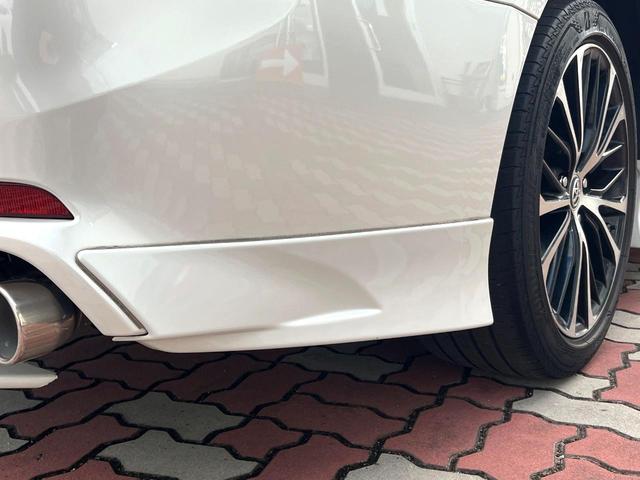 カムリ ＷＳ　ＴＲＤエアロ（Ｆ／Ｓ／Ｒ／リアスポ／フロントバンパーガーニッシュ＆ドレスアップマフラー）　ツートンカラー　パノラマムーンルーフ　ＯＰ１８インチＡＷ　禁煙車　純正ＳＤナビ　バックカメラ　ＥＴＣ（37枚目）
