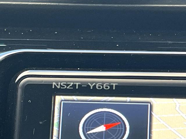 カムリ ＷＳ　ＴＲＤエアロ（Ｆ／Ｓ／Ｒ／リアスポ／フロントバンパーガーニッシュ＆ドレスアップマフラー）　ツートンカラー　パノラマムーンルーフ　ＯＰ１８インチＡＷ　禁煙車　純正ＳＤナビ　バックカメラ　ＥＴＣ（64枚目）