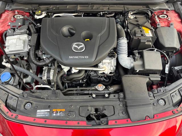 MAZDA3セダン XDプロアクティブ ツーリングセレクション 4WD オートエグゼサスキット 360°セーフティパッケージ BOSEサウンド マツダコネクトナビ シートヒーター メモリシート ステアリングヒーター クルージングトラフィックサポート(19枚目)