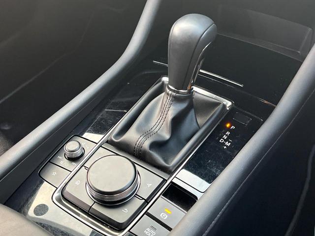 MAZDA3セダン XDプロアクティブ ツーリングセレクション 4WD オートエグゼサスキット 360°セーフティパッケージ BOSEサウンド マツダコネクトナビ シートヒーター メモリシート ステアリングヒーター クルージングトラフィックサポート(45枚目)