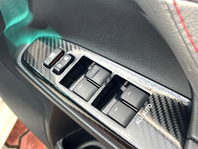 マークＸ ２５０Ｇ　Ｓパッケージ　Ｇ’ｓ　特別仕様　禁煙車　アルパインナビ　バックカメラ　純正１９インチＡＷ　レッドキャリパー　レッドチューニングサスペンション　カーボン調インパネ　革巻きステアリング　クルコン　マフラーカッター　ＥＴＣ（40枚目）