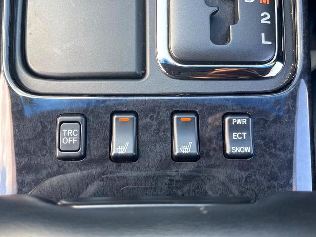 アリスト Ｖ３００ベルテックスエディション　２ＪＺ－ＧＴＥ　３．０Ｌ直６ツインターボ　後期　ムーンルーフ　黒革　シートヒーター　禁煙車　ＥＴＣ　純正１７インチＡＷ　リアスポ　革巻きステアリング　ＨＩＤヘッド　パワーシート　Ｂｌｕｅｔｏｏｔｈ（4枚目）