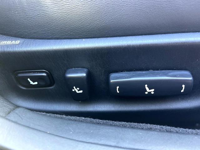 アリスト Ｖ３００ベルテックスエディション　２ＪＺ－ＧＴＥ　３．０Ｌ直６ツインターボ　後期　ムーンルーフ　黒革　シートヒーター　禁煙車　ＥＴＣ　純正１７インチＡＷ　リアスポ　革巻きステアリング　ＨＩＤヘッド　パワーシート　Ｂｌｕｅｔｏｏｔｈ（6枚目）