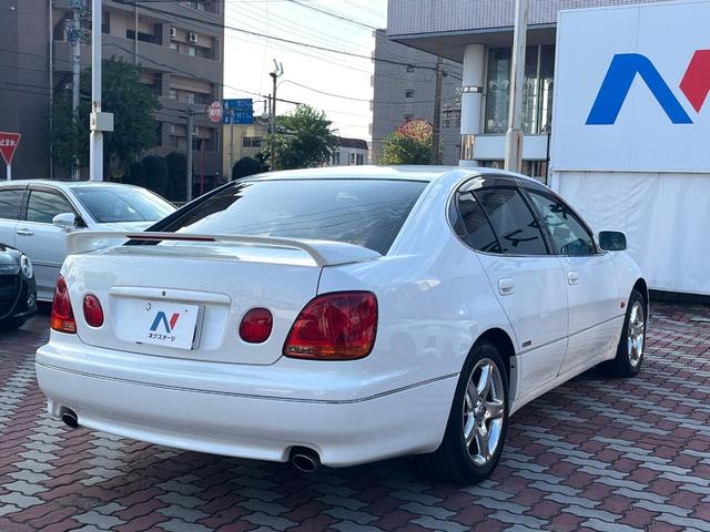アリスト Ｖ３００ベルテックスエディション　２ＪＺ－ＧＴＥ　３．０Ｌ直６ツインターボ　後期　ムーンルーフ　黒革　シートヒーター　禁煙車　ＥＴＣ　純正１７インチＡＷ　リアスポ　革巻きステアリング　ＨＩＤヘッド　パワーシート　Ｂｌｕｅｔｏｏｔｈ（17枚目）