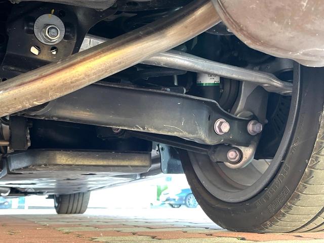 クラウンハイブリッド ＲＳ　後期　１オーナー　禁煙車　ＢＳＭ　ＲＣＴＡ　３眼ＬＥＤヘッド　１２．３インチメーカーナビ　バックカメラ　スーパーライブ　ハーフレザー　シートヒーター　革巻きステアリング　ステアリングヒーター　ＥＴＣ（22枚目）