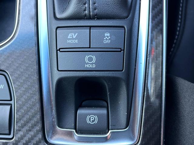 クラウンハイブリッド ＲＳ　後期　１オーナー　禁煙車　ＢＳＭ　ＲＣＴＡ　３眼ＬＥＤヘッド　１２．３インチメーカーナビ　バックカメラ　スーパーライブ　ハーフレザー　シートヒーター　革巻きステアリング　ステアリングヒーター　ＥＴＣ（48枚目）