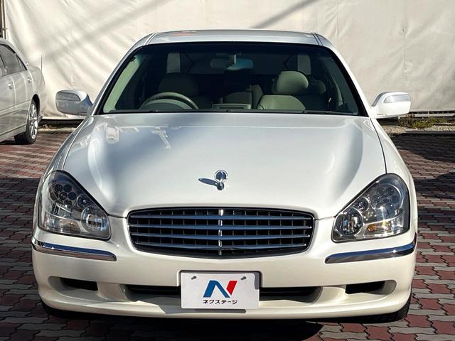 シーマ ４５０ＸＶ　シートヒーター　白革　クルコン　バックカメラ　ＨＩＤヘッド　オートライト　１７インチＡＷ　メモリー付きパワーシート　ウッドコンビステアリング　オートエアコン　オートワイパー　ＥＴＣ（14枚目）