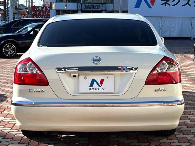 シーマ ４５０ＸＶ　シートヒーター　白革　クルコン　バックカメラ　ＨＩＤヘッド　オートライト　１７インチＡＷ　メモリー付きパワーシート　ウッドコンビステアリング　オートエアコン　オートワイパー　ＥＴＣ（15枚目）