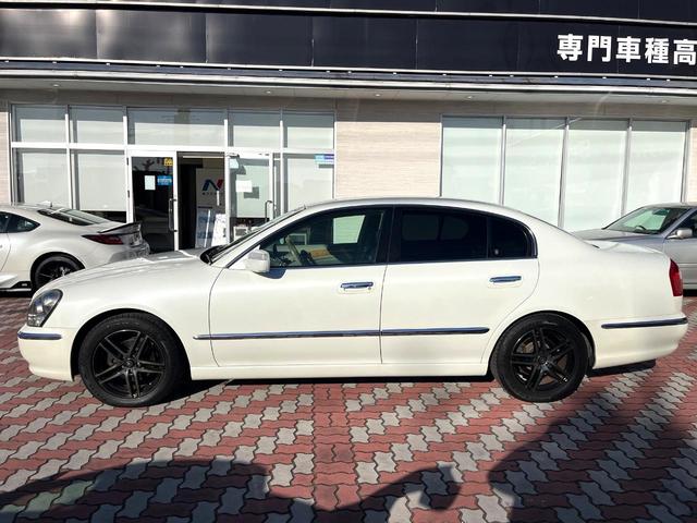 シーマ ４５０ＸＶ　シートヒーター　白革　クルコン　バックカメラ　ＨＩＤヘッド　オートライト　１７インチＡＷ　メモリー付きパワーシート　ウッドコンビステアリング　オートエアコン　オートワイパー　ＥＴＣ（25枚目）