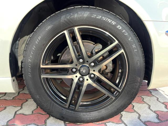 シーマ ４５０ＸＶ　シートヒーター　白革　クルコン　バックカメラ　ＨＩＤヘッド　オートライト　１７インチＡＷ　メモリー付きパワーシート　ウッドコンビステアリング　オートエアコン　オートワイパー　ＥＴＣ（27枚目）