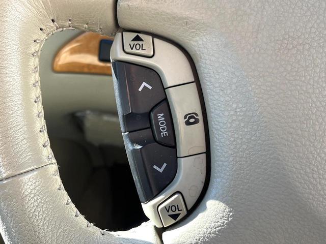 シーマ ４５０ＸＶ　シートヒーター　白革　クルコン　バックカメラ　ＨＩＤヘッド　オートライト　１７インチＡＷ　メモリー付きパワーシート　ウッドコンビステアリング　オートエアコン　オートワイパー　ＥＴＣ（40枚目）