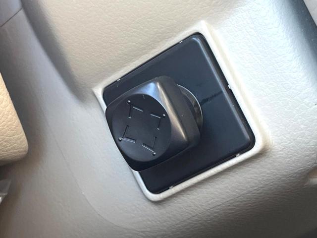 シーマ ４５０ＸＶ　シートヒーター　白革　クルコン　バックカメラ　ＨＩＤヘッド　オートライト　１７インチＡＷ　メモリー付きパワーシート　ウッドコンビステアリング　オートエアコン　オートワイパー　ＥＴＣ（43枚目）