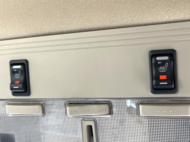 シーマ ４５０ＸＶ　シートヒーター　白革　クルコン　バックカメラ　ＨＩＤヘッド　オートライト　１７インチＡＷ　メモリー付きパワーシート　ウッドコンビステアリング　オートエアコン　オートワイパー　ＥＴＣ（52枚目）