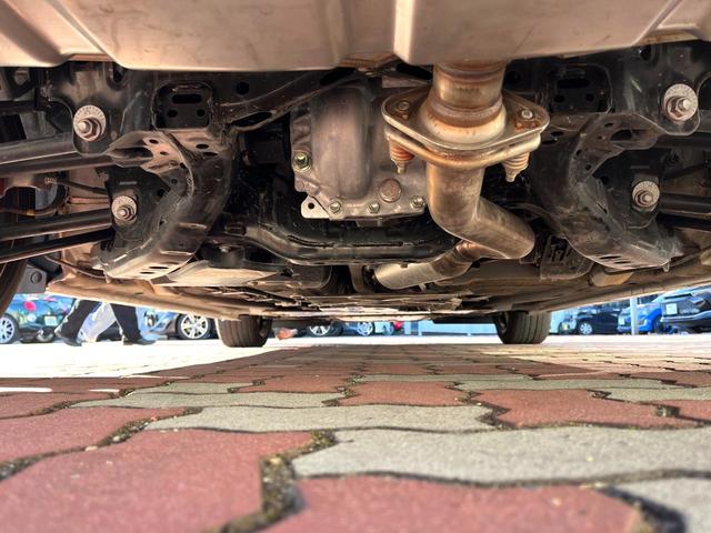 ロードスター ＲＳ　バックカメラ　ＢＯＳＥサウンド　衝突被害軽減システム　禁煙車　ハーフレザーシート　全席シートヒーター　コーナーセンサー　スマートキー　ＬＥＤヘッド　ビルトインＥＴＣ　クルコン　純正１６インチアルミ（19枚目）