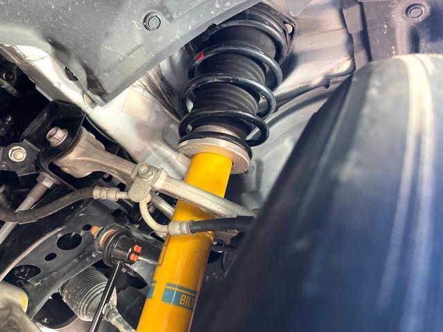 ロードスター ＲＳ　バックカメラ　ＢＯＳＥサウンド　衝突被害軽減システム　禁煙車　ハーフレザーシート　全席シートヒーター　コーナーセンサー　スマートキー　ＬＥＤヘッド　ビルトインＥＴＣ　クルコン　純正１６インチアルミ（20枚目）