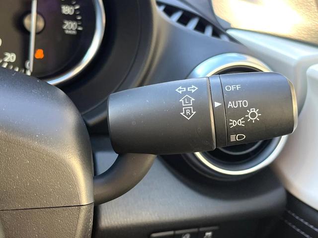 ロードスター ＲＳ　バックカメラ　ＢＯＳＥサウンド　衝突被害軽減システム　禁煙車　ハーフレザーシート　全席シートヒーター　コーナーセンサー　スマートキー　ＬＥＤヘッド　ビルトインＥＴＣ　クルコン　純正１６インチアルミ（40枚目）