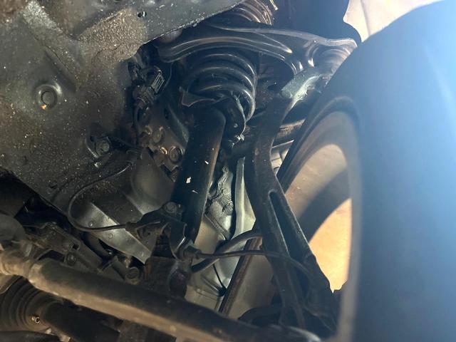 レジェンド ベースグレード 禁煙車 無限エアロ サンルーフ Krellサウンド 全周囲カメラ ベンチレーション 黒革 レークル HUD CMBS 純正19インチAW 革巻きステアリング LEDヘッド パワーシート パドルシフト(20枚目)