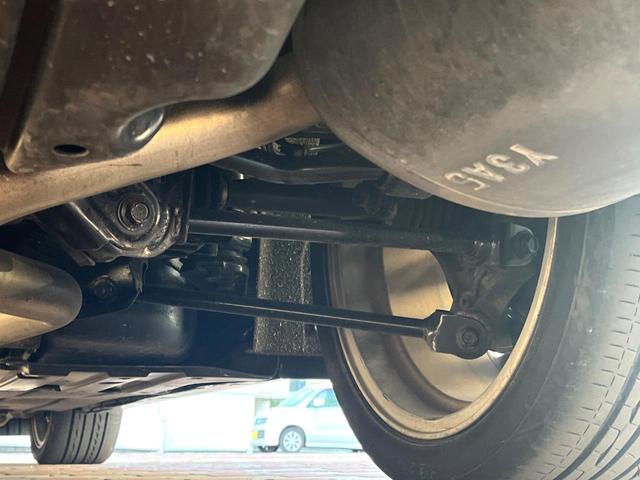 レジェンド ベースグレード 禁煙車 無限エアロ サンルーフ Krellサウンド 全周囲カメラ ベンチレーション 黒革 レークル HUD CMBS 純正19インチAW 革巻きステアリング LEDヘッド パワーシート パドルシフト(22枚目)