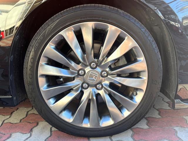 レジェンド ベースグレード 禁煙車 無限エアロ サンルーフ Krellサウンド 全周囲カメラ ベンチレーション 黒革 レークル HUD CMBS 純正19インチAW 革巻きステアリング LEDヘッド パワーシート パドルシフト(27枚目)