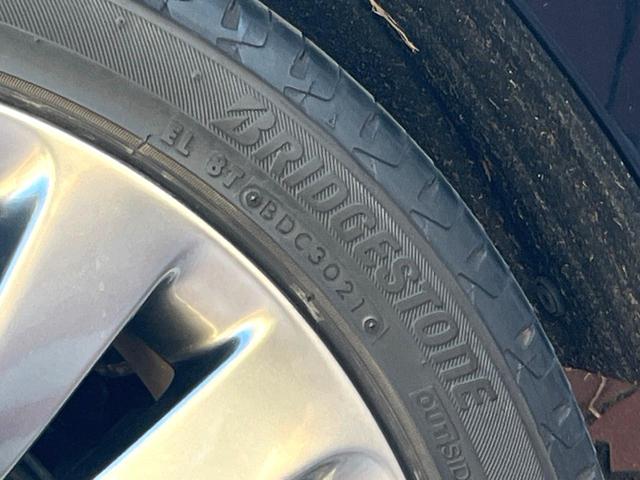 レジェンド ベースグレード 禁煙車 無限エアロ サンルーフ Krellサウンド 全周囲カメラ ベンチレーション 黒革 レークル HUD CMBS 純正19インチAW 革巻きステアリング LEDヘッド パワーシート パドルシフト(30枚目)