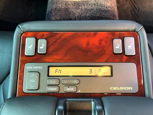 セルシオ Ｃ仕様　インテリアセレクション　後期　Ｖ８　メーカーナビ　バックカメラ　ムーンルーフ　セミアニリン革　全席パワーシート　全席シートヒーター　シートベンチレーション　ウッドコンビステアリング　純正１７インチＡＷ　ＨＩＤヘッド　クルコン（26枚目）