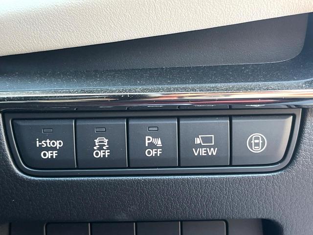 ＭＡＺＤＡ３ファストバック １５Ｓ　１００周年特別記念車　６ＭＴ　禁煙車　ＢＯＳＥサウンド　全周囲カメラ　赤革　シートヒーター　パワーシート　クルージングトラフィックサポート　アダプティブＬＥＤヘッド　革巻きステアリング　ステアリングヒーター　専用ボディ色（37枚目）