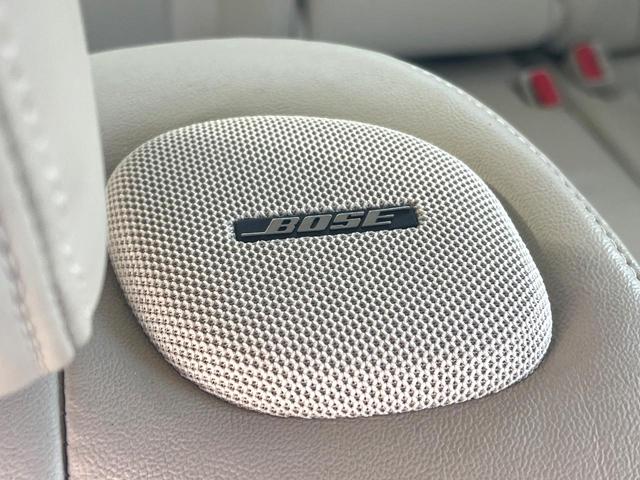 フーガ ２５０ＶＩＰ　後期　ＢＯＳＥサラウンドサウンド　ベージュ革　ベージュ革調ドアアームレスト　禁煙車　全席シートヒーター　全席パワーシート　電動サンシェード　全周囲　メーカーナビ　純正１８インチＡＷ　ＬＥＤヘッド（3枚目）