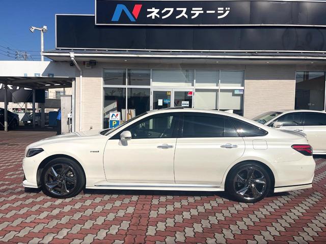 クラウンハイブリッド ＲＳアドバンス　Ｆｏｕｒ　４ＷＤ　ＴＲＤエアロ（Ｆ／Ｒ）　ムーンルーフ　白革　シートベンチレーション　デジタルインナーミラー　パノラミックビュー　駐車支援　おくだけ充電　ＥＴＣ２．０　禁煙車　ＢＳＭ　ＲＣＴＡＢ　カラーＨＵＤ（28枚目）