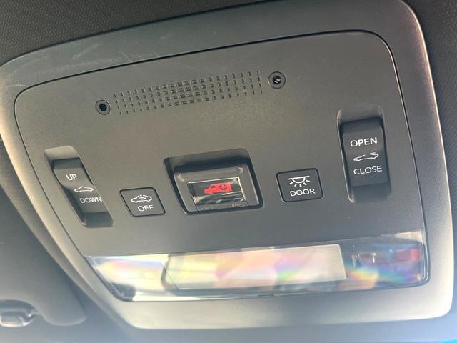 クラウンハイブリッド ＲＳアドバンス　Ｆｏｕｒ　４ＷＤ　ＴＲＤエアロ（Ｆ／Ｒ）　ムーンルーフ　白革　シートベンチレーション　デジタルインナーミラー　パノラミックビュー　駐車支援　おくだけ充電　ＥＴＣ２．０　禁煙車　ＢＳＭ　ＲＣＴＡＢ　カラーＨＵＤ（44枚目）