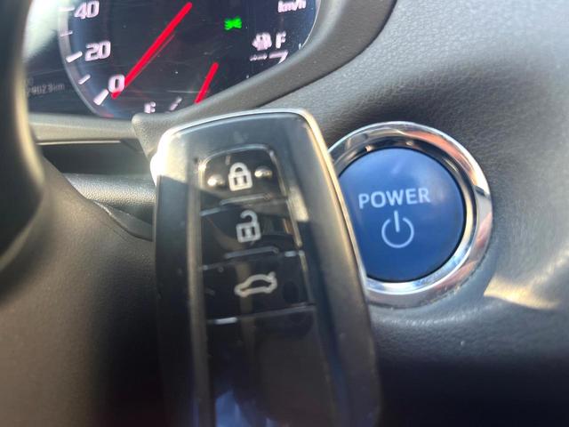 クラウンハイブリッド ＲＳアドバンス　Ｆｏｕｒ　４ＷＤ　ムーンルーフ　黒革　シートベンチレーション　禁煙車　ＢＳＭ　ＲＣＴＡＢ　カラーＨＵＤ　シートメモリ　３眼ＬＥＤヘッド　革巻きステアリング　パドルシフト　セーフティセンス　メーカーナビ　ＥＴＣ（57枚目）