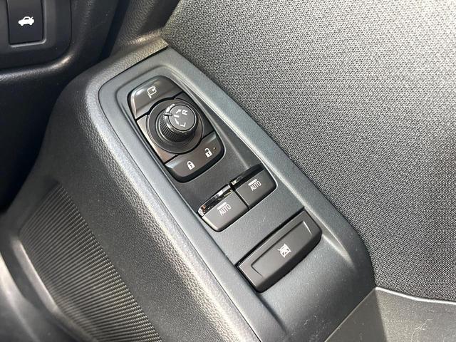 ＧＲ８６ ＳＺ　Ｂ型　１オーナー　禁煙車　純正ＳＤナビ　バックカメラ　純正フロアマット　ＥＴＣ　アイサイト　純正１７インチＡＷ　革巻きステアリング　パドルシフト　ＬＥＤヘッド　ハイビームアシスト　スマートキー（49枚目）