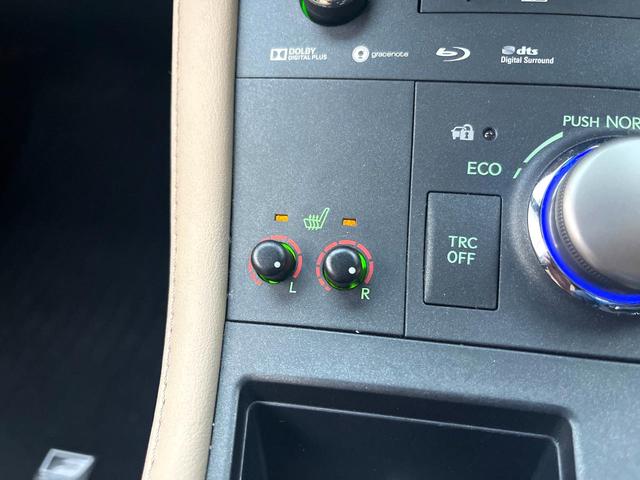 ＣＴ ＣＴ２００ｈ　Ｆスポーツ　サンルーフ　バックカメラ　衝突被害軽減システム　レーダークルーズ　禁煙車　ドラレコ　コーナーセンサー　スマートキー　ＬＥＤヘッド　ＥＴＣ２．０　純正１７インチアルミ　オートハイビーム　車線逸脱警報（5枚目）