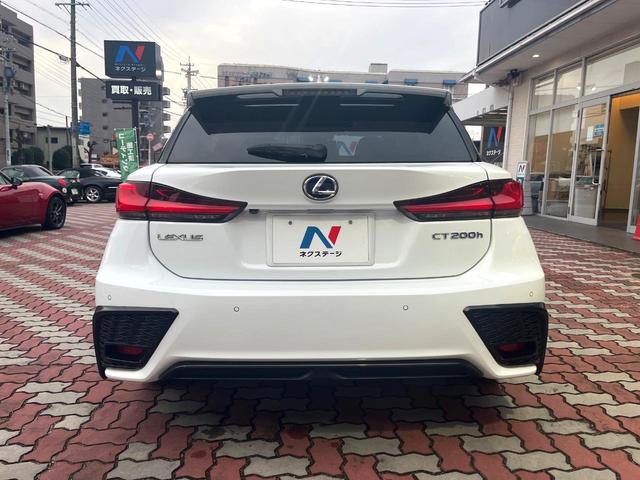 ＣＴ ＣＴ２００ｈ　Ｆスポーツ　サンルーフ　バックカメラ　衝突被害軽減システム　レーダークルーズ　禁煙車　ドラレコ　コーナーセンサー　スマートキー　ＬＥＤヘッド　ＥＴＣ２．０　純正１７インチアルミ　オートハイビーム　車線逸脱警報（16枚目）