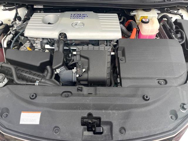 ＣＴ ＣＴ２００ｈ　Ｆスポーツ　サンルーフ　バックカメラ　衝突被害軽減システム　レーダークルーズ　禁煙車　ドラレコ　コーナーセンサー　スマートキー　ＬＥＤヘッド　ＥＴＣ２．０　純正１７インチアルミ　オートハイビーム　車線逸脱警報（19枚目）