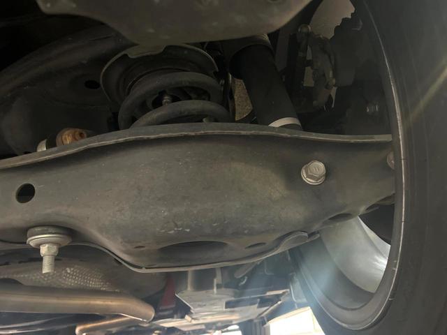 ＣＴ ＣＴ２００ｈ　Ｆスポーツ　サンルーフ　バックカメラ　衝突被害軽減システム　レーダークルーズ　禁煙車　ドラレコ　コーナーセンサー　スマートキー　ＬＥＤヘッド　ＥＴＣ２．０　純正１７インチアルミ　オートハイビーム　車線逸脱警報（21枚目）