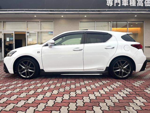 ＣＴ ＣＴ２００ｈ　Ｆスポーツ　サンルーフ　バックカメラ　衝突被害軽減システム　レーダークルーズ　禁煙車　ドラレコ　コーナーセンサー　スマートキー　ＬＥＤヘッド　ＥＴＣ２．０　純正１７インチアルミ　オートハイビーム　車線逸脱警報（28枚目）