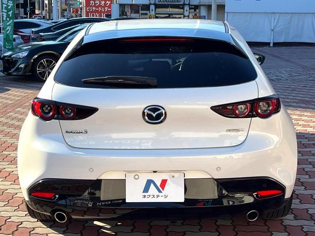 MAZDA3ファストバック 20S 100周年特別記念車 6MT 純正エアロ(F/S) XYZ車高調 禁煙車 BOSEサウンド 全周囲カメラ カラーHUD スマートブレーキサポート BSM レークル 赤革 シートヒーター 純正18インチAW LEDヘッド(15枚目)