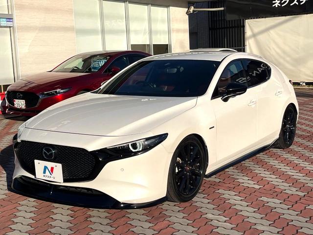 MAZDA3ファストバック 20S 100周年特別記念車 6MT 純正エアロ(F/S) XYZ車高調 禁煙車 BOSEサウンド 全周囲カメラ カラーHUD スマートブレーキサポート BSM レークル 赤革 シートヒーター 純正18インチAW LEDヘッド(23枚目)