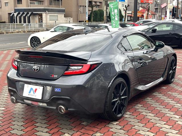 GR86 RZ 6MT 禁煙車 バックカメラ ハーフレザー シートヒーター 純正18インチAW リヤスポイラー LEDヘッド クルコン 革巻きステアリング オートエアコン スマートキー オートライト ETC(18枚目)