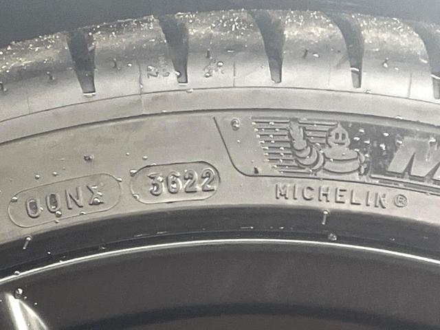 GR86 RZ 6MT 禁煙車 バックカメラ ハーフレザー シートヒーター 純正18インチAW リヤスポイラー LEDヘッド クルコン 革巻きステアリング オートエアコン スマートキー オートライト ETC(30枚目)