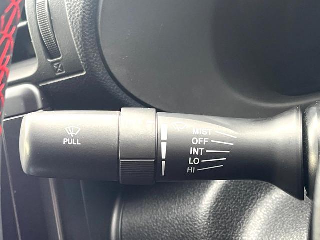 GR86 RZ 6MT 禁煙車 バックカメラ ハーフレザー シートヒーター 純正18インチAW リヤスポイラー LEDヘッド クルコン 革巻きステアリング オートエアコン スマートキー オートライト ETC(42枚目)