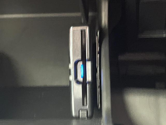 GR86 RZ 6MT 禁煙車 バックカメラ ハーフレザー シートヒーター 純正18インチAW リヤスポイラー LEDヘッド クルコン 革巻きステアリング オートエアコン スマートキー オートライト ETC(46枚目)